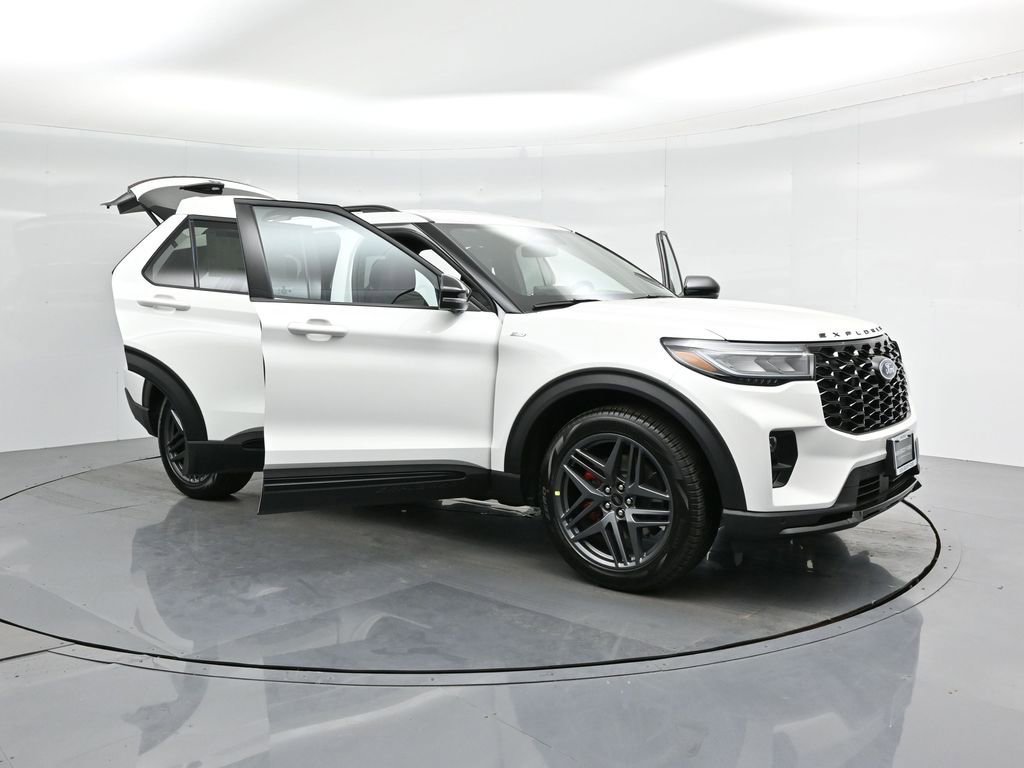 New 2025 Ford Explorer ST-Line w/ Premium Package image 37