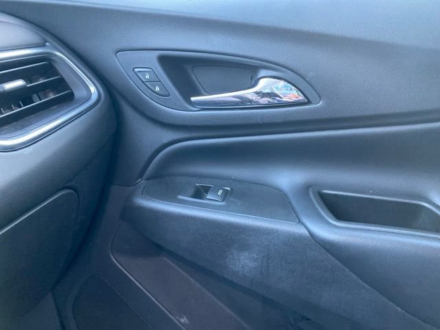 Used 2021 Chevrolet Equinox LT AWD/4WD image 23