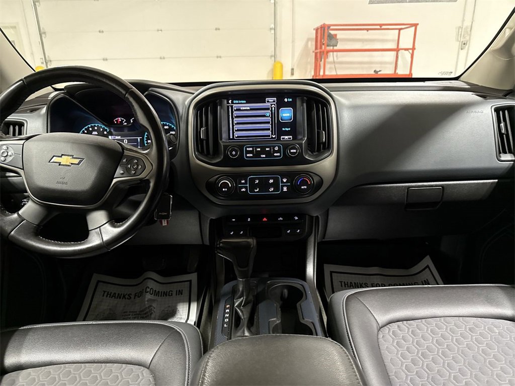 Used 2017 Chevrolet Colorado Z71 image 10