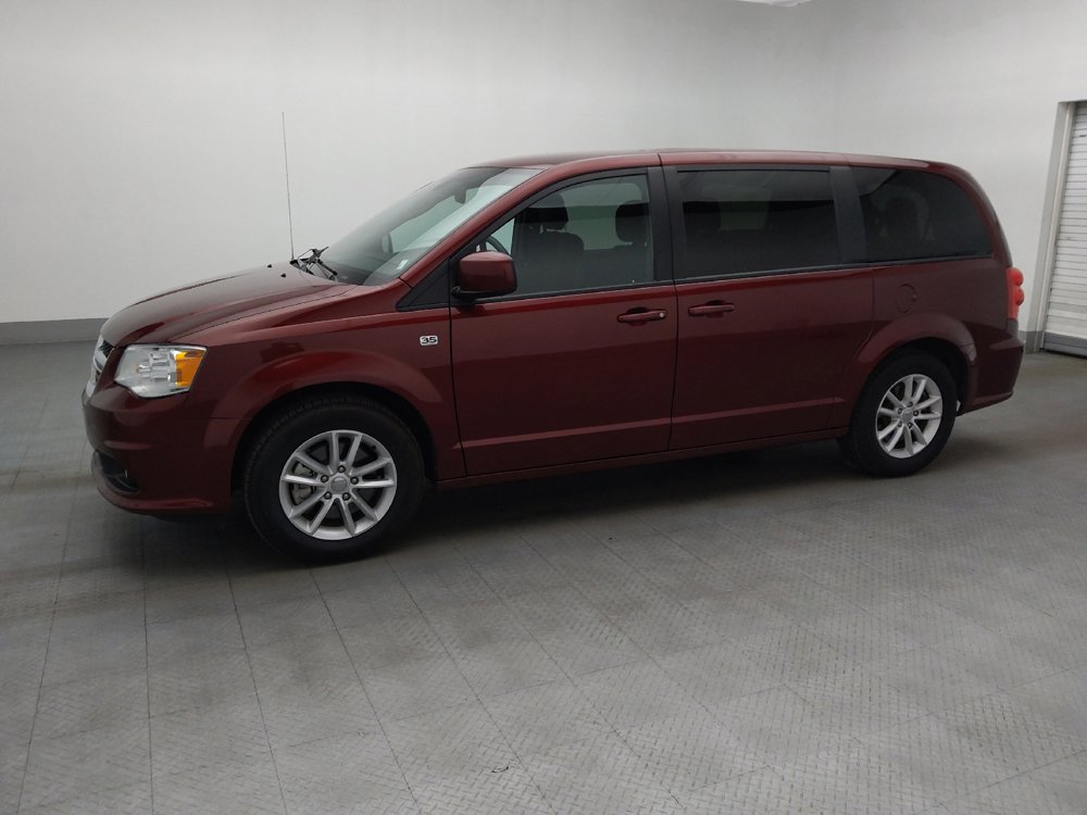 Used 2019 Dodge Grand Caravan SE FWD image 2