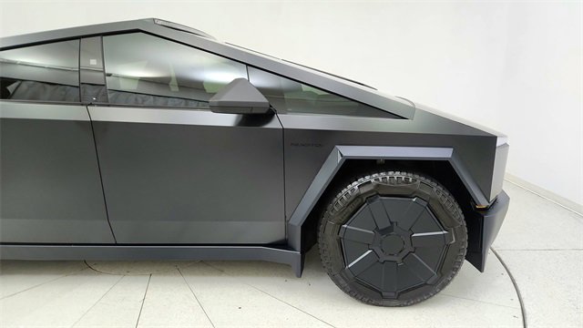 Used 2024 Tesla Cybertruck Cyberbeast image 7