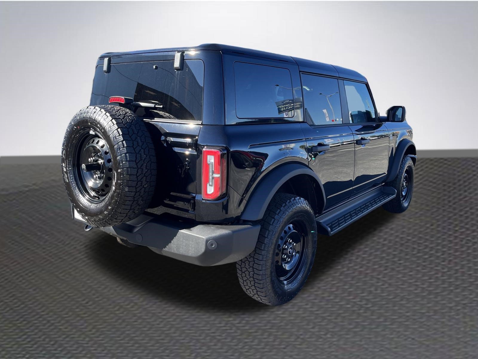 New 2026 Ford Bronco Outer Banks w/ Black Appearance Package AWD/4WD image 7