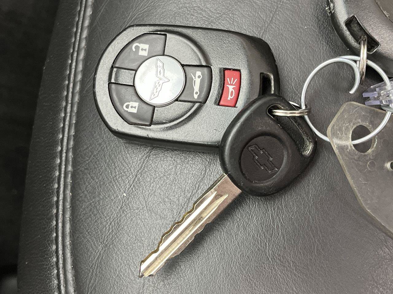 Used 2006 Chevrolet Corvette Convertible w/ Preferred Equipment Group RWD image 23