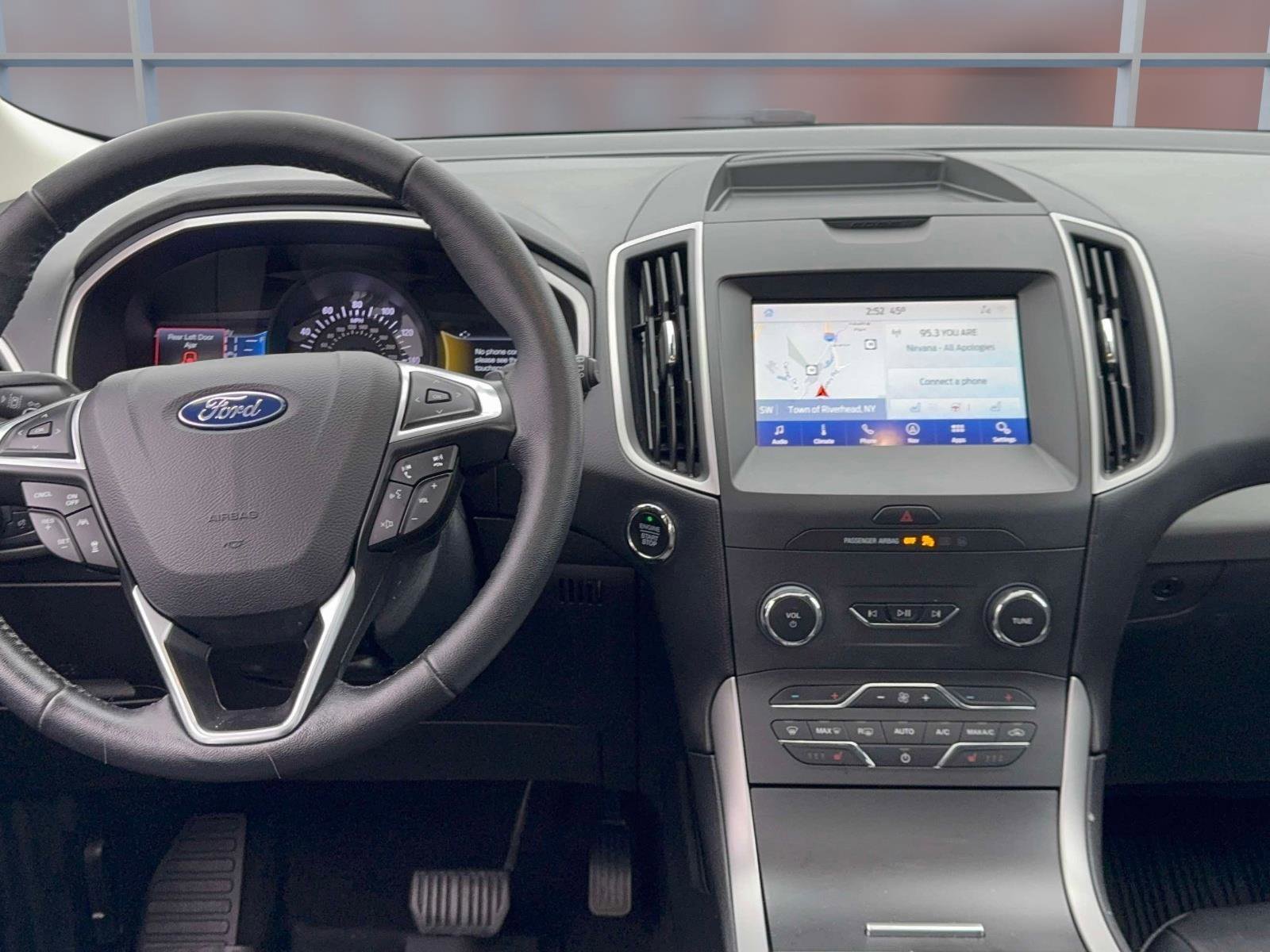 Used 2020 Ford Edge SEL w/ Convenience Package image 12