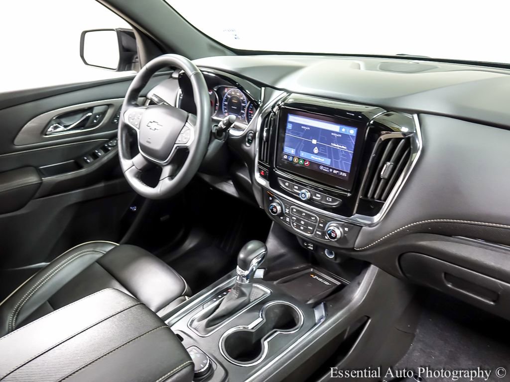 Used 2023 Chevrolet Traverse Premier w/ Redline Edition image 28