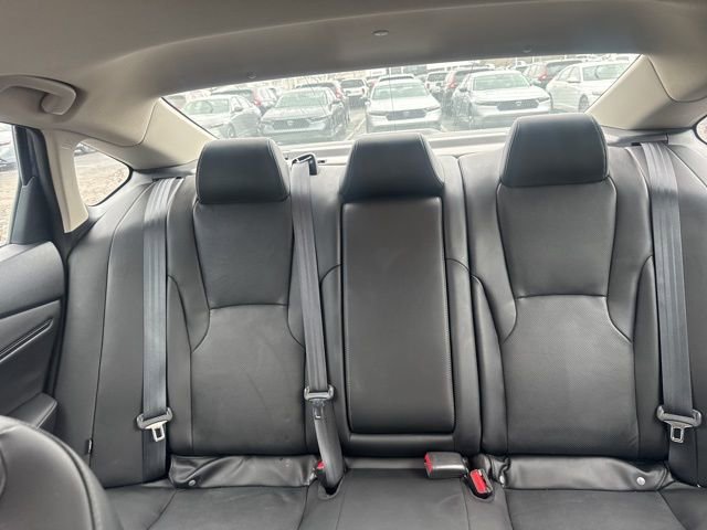 Used 2023 Honda Accord Touring image 9