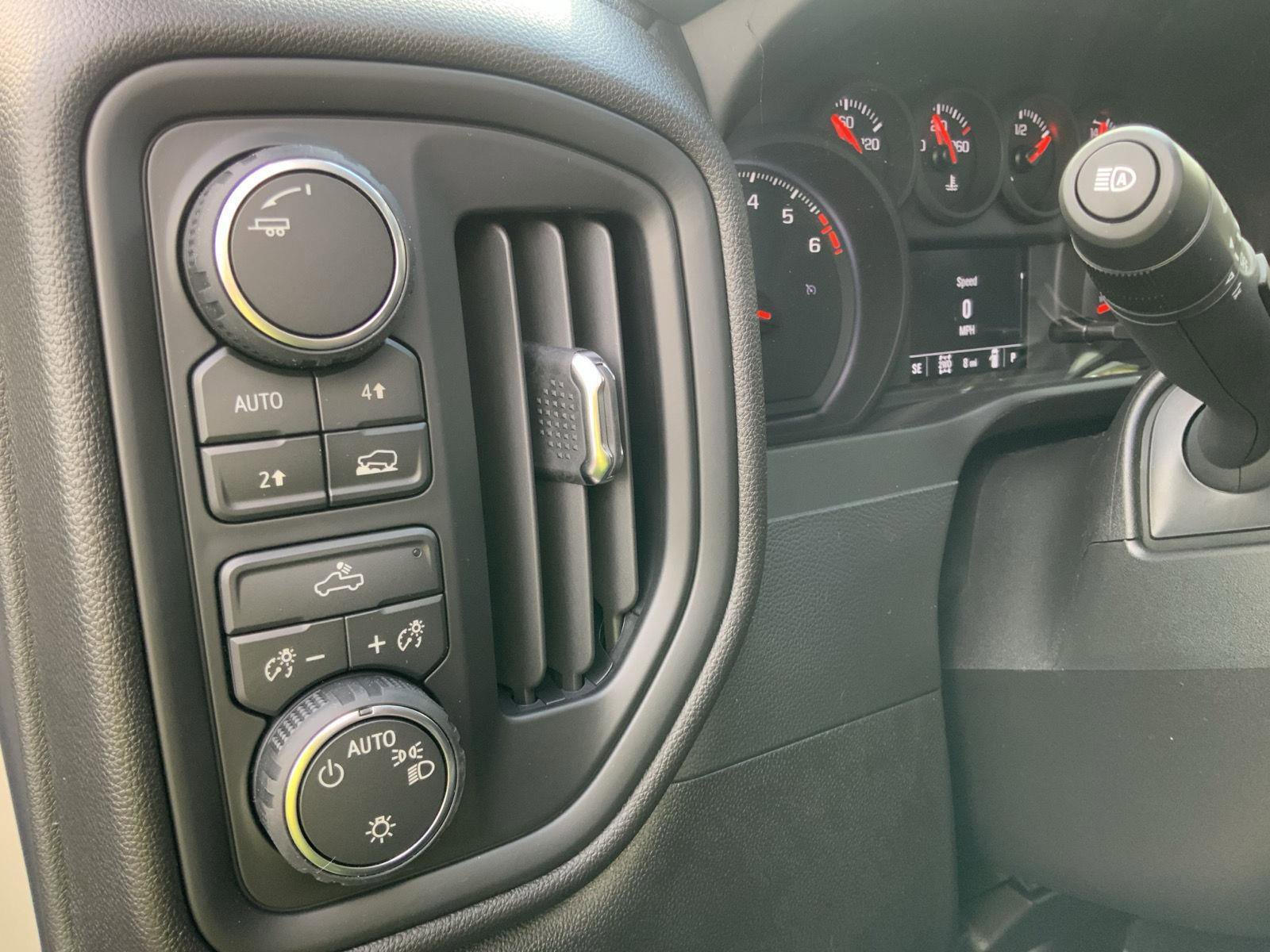 New 2026 Chevrolet Silverado 1500 Custom AWD/4WD image 21
