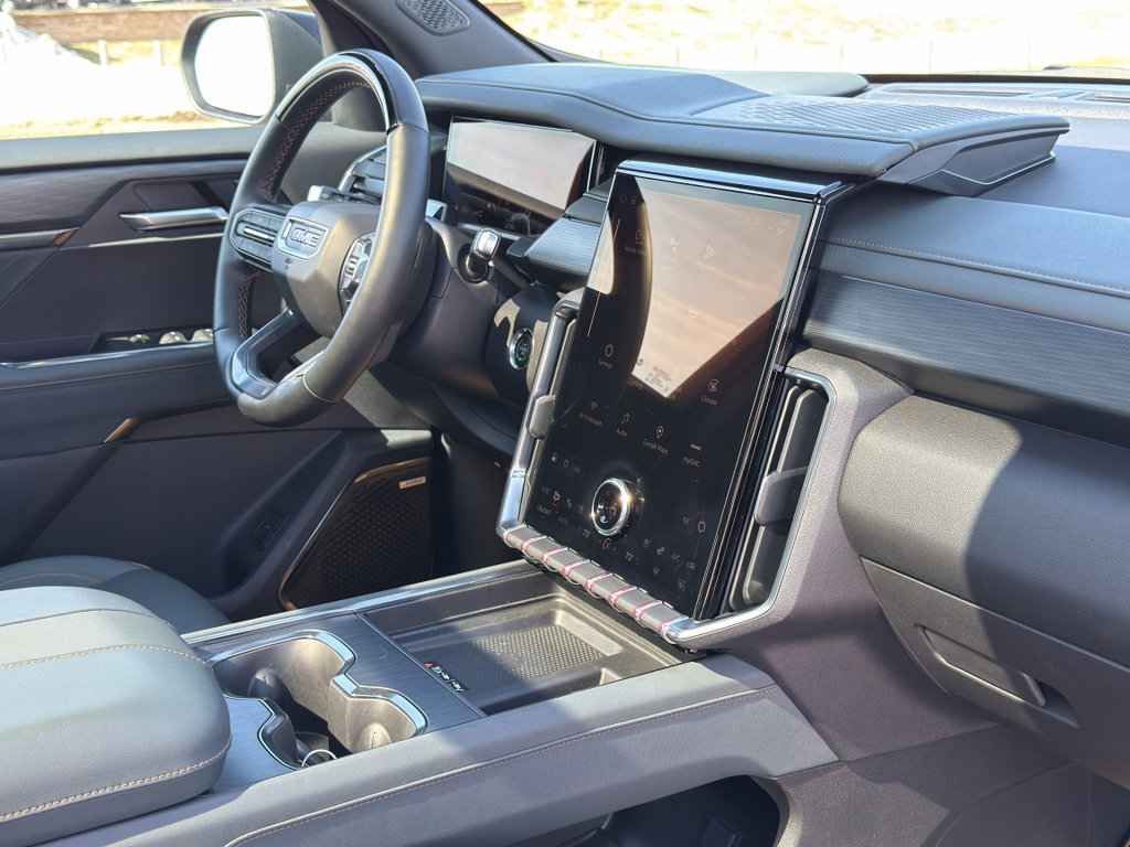 Used 2024 GMC Acadia AT4 w/ Super Cruise Package image 27