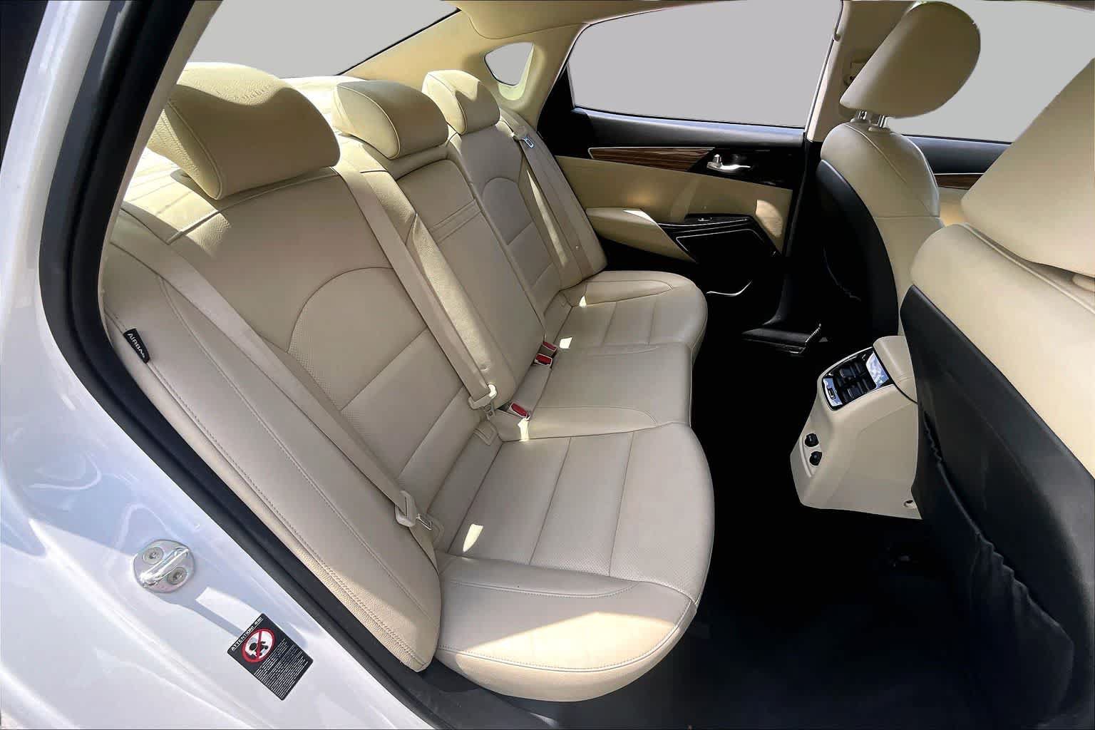 Used 2019 Kia Cadenza Technology FWD image 34