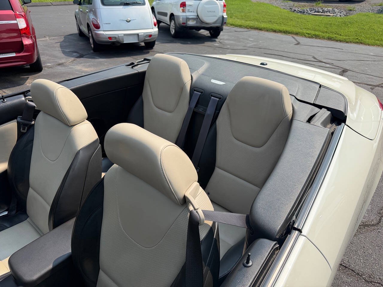 Used 2009 Pontiac G6 GT w/ Sport Package 1 FWD image 28