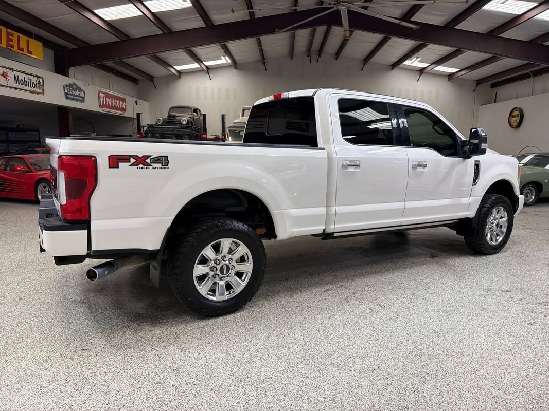 Used 2017 Ford F250 Platinum w/ Platinum Ultimate Package AWD/4WD image 8