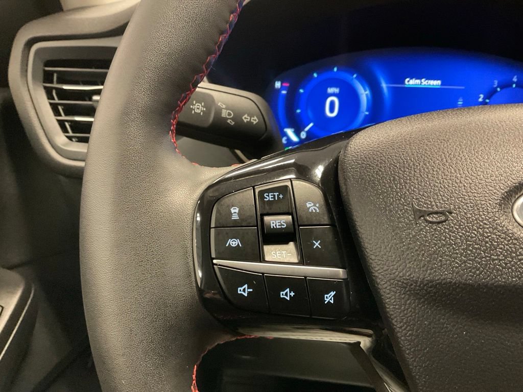 Used 2022 Ford Escape SEL w/ SEL Stealth AWD Package image 21