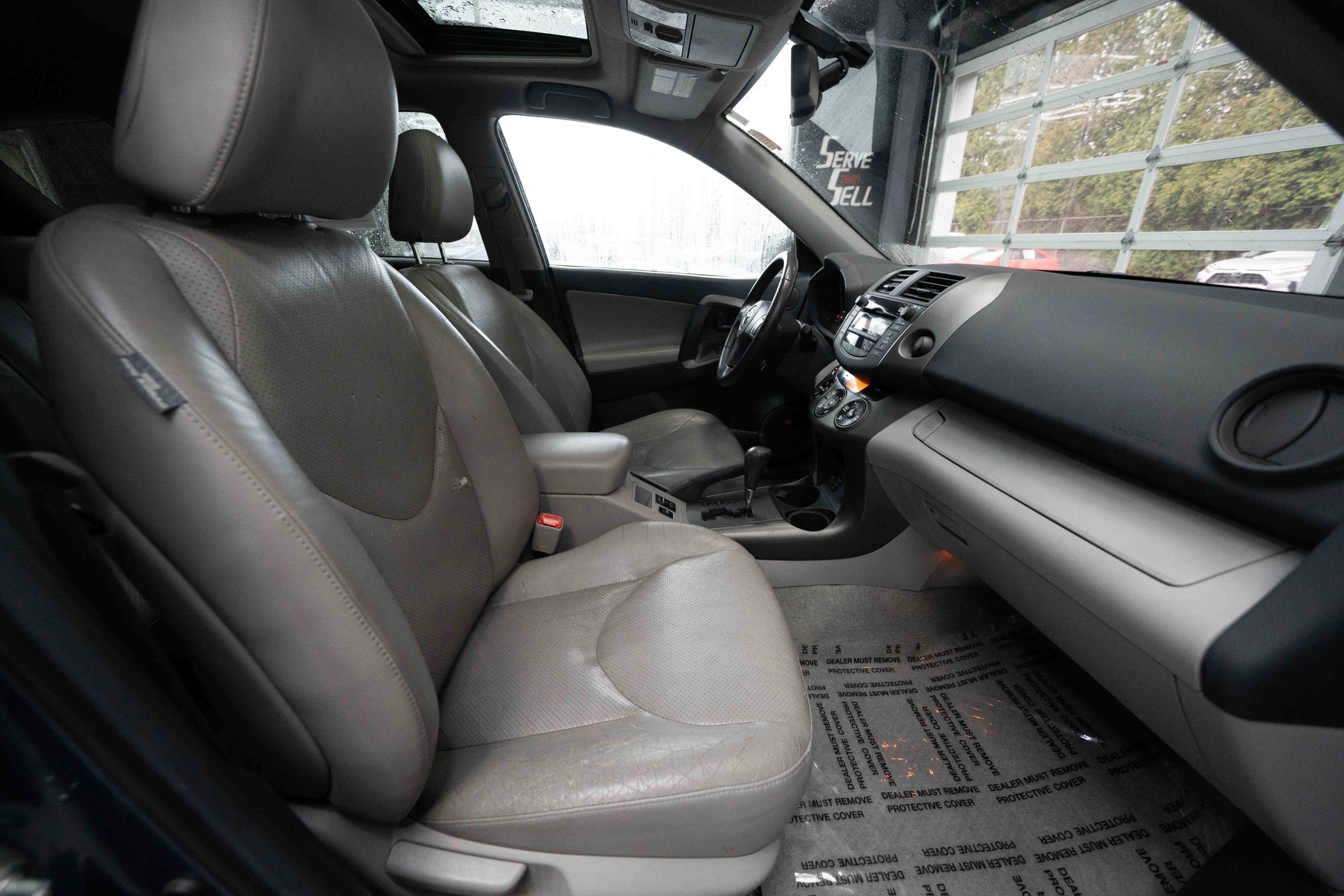 Used 2009 Toyota RAV4 Limited image 27