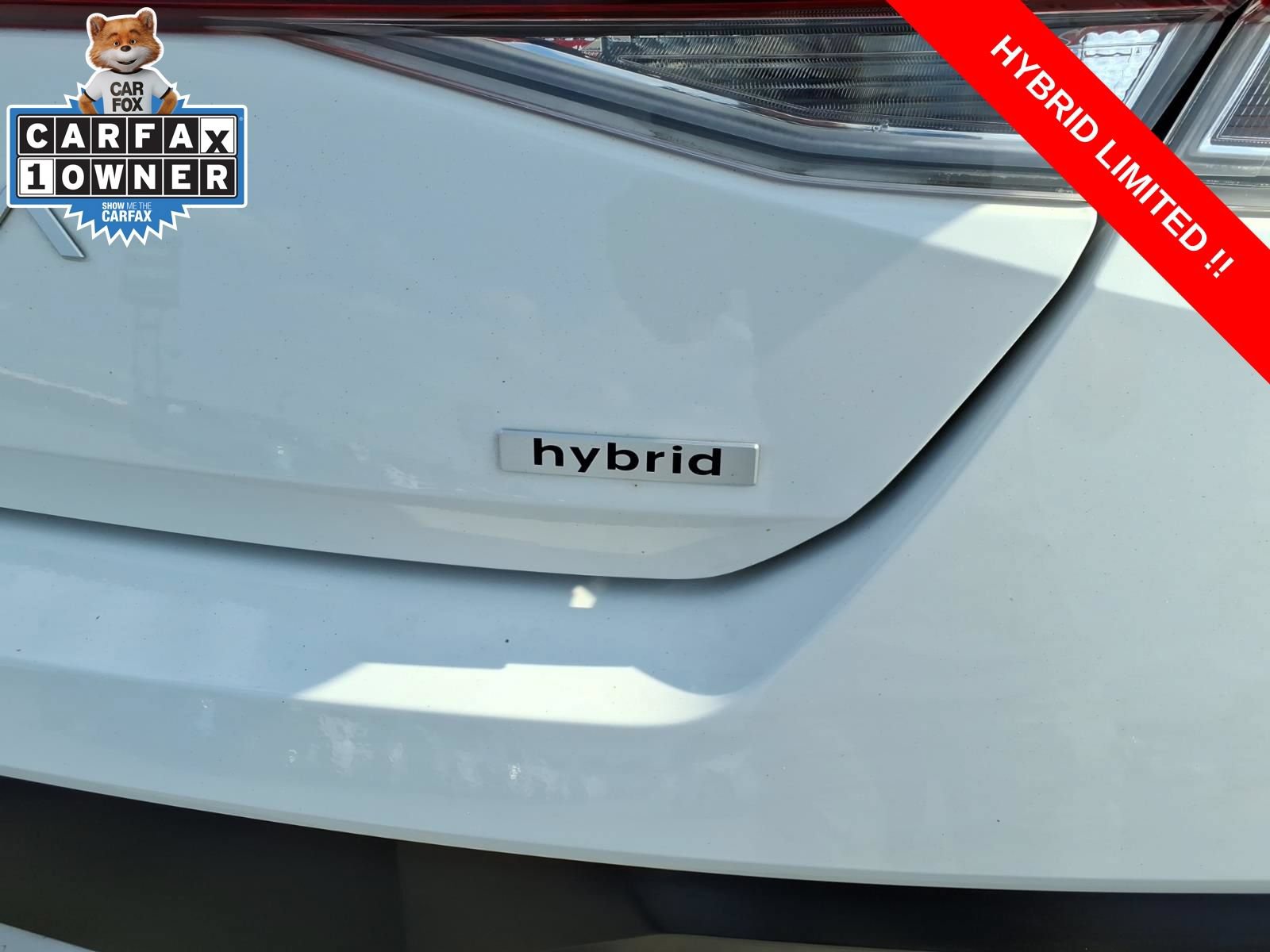 Used 2025 Hyundai Elantra Limited FWD image 9