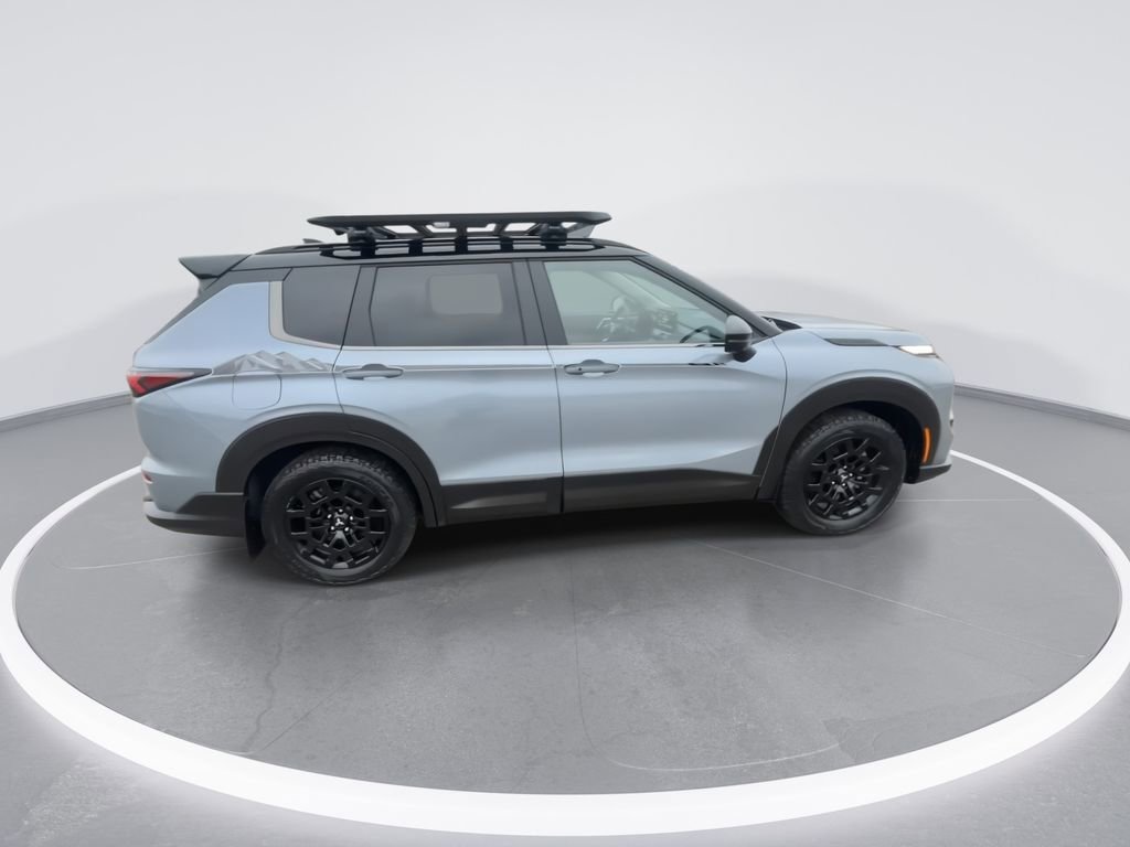 New 2026 Mitsubishi Outlander Trail Edition image 9