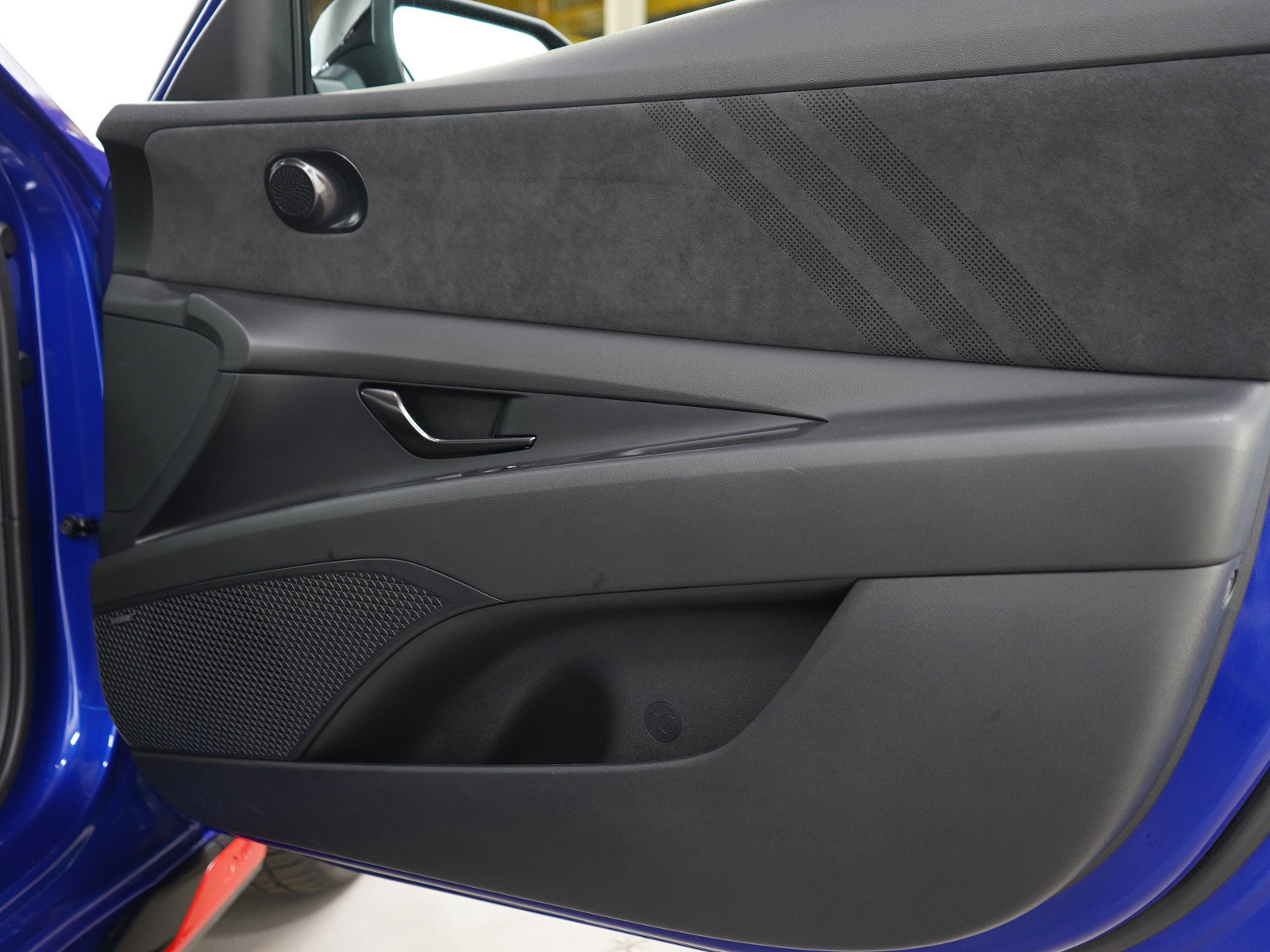 Used 2023 Hyundai Elantra N FWD image 9