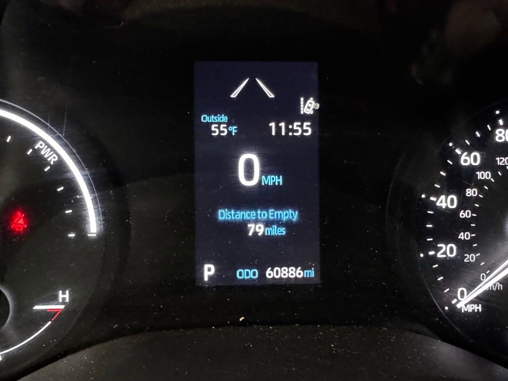 Used 2024 Toyota Sienna XLE image 28