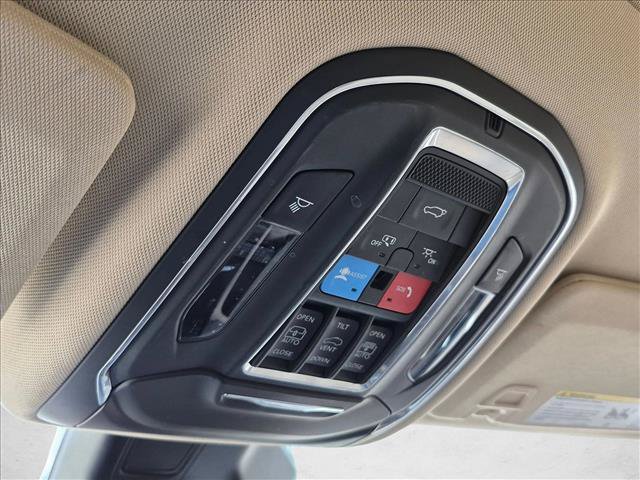Used 2021 Jeep Grand Cherokee L Limited RWD image 11