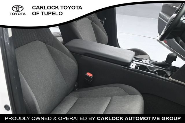 Used 2025 Toyota Camry SE FWD image 17