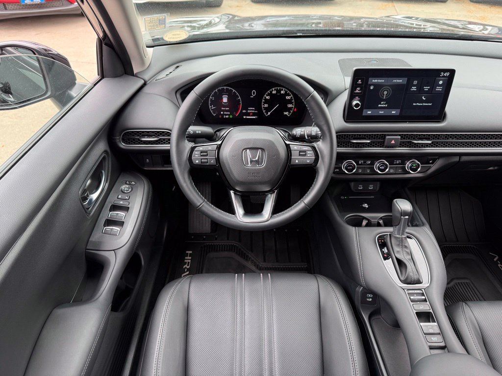 Certified 2026 Honda HR-V EX-L image 2