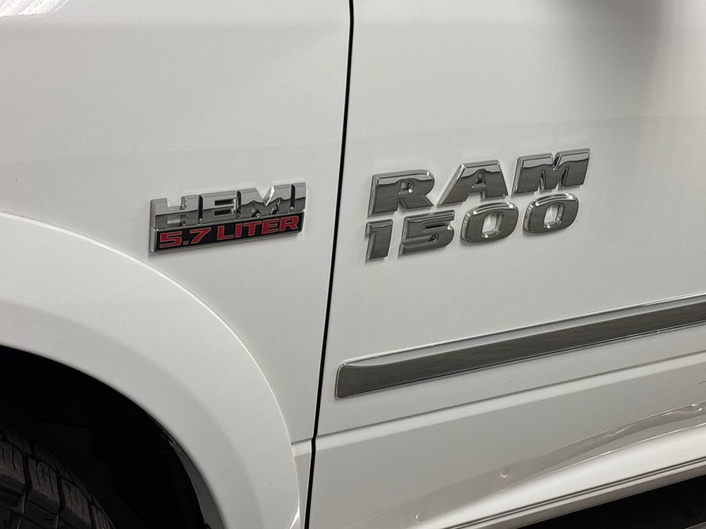Used 2015 RAM 1500 Laramie w/ Convenience Group AWD/4WD image 12