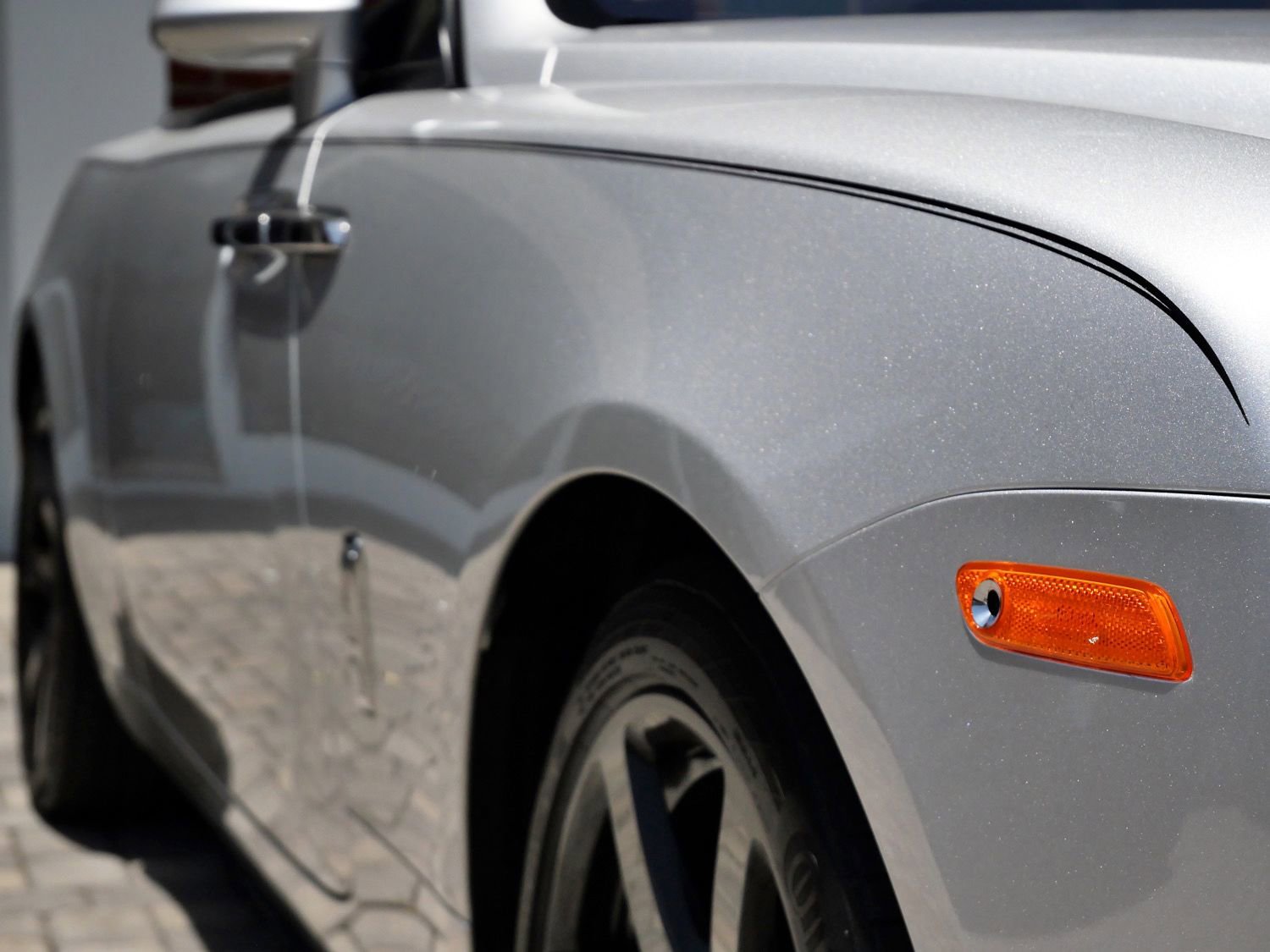 Used 2021 Rolls-Royce Dawn RWD image 21