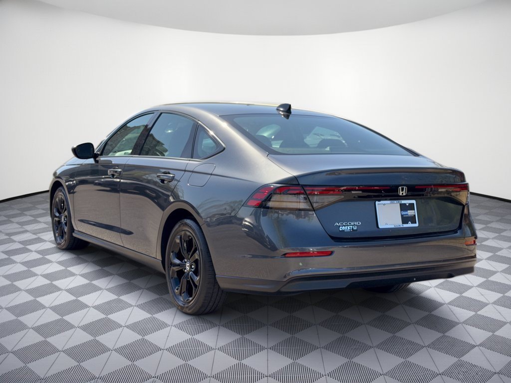 Used 2025 Honda Accord SE image 3