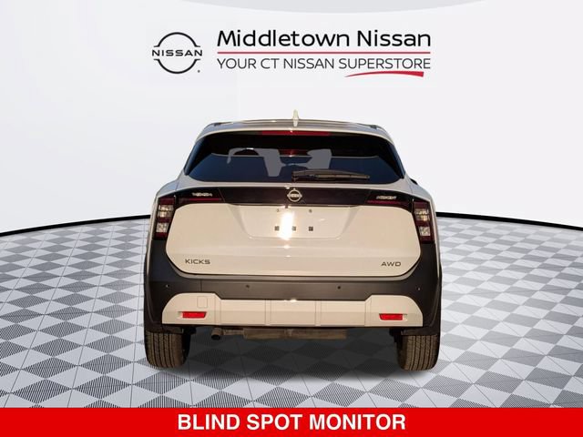 Certified 2025 Nissan Kicks SV AWD/4WD image 5