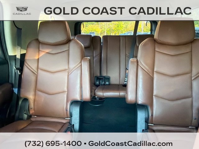 Used 2016 Cadillac Escalade Premium AWD/4WD image 21