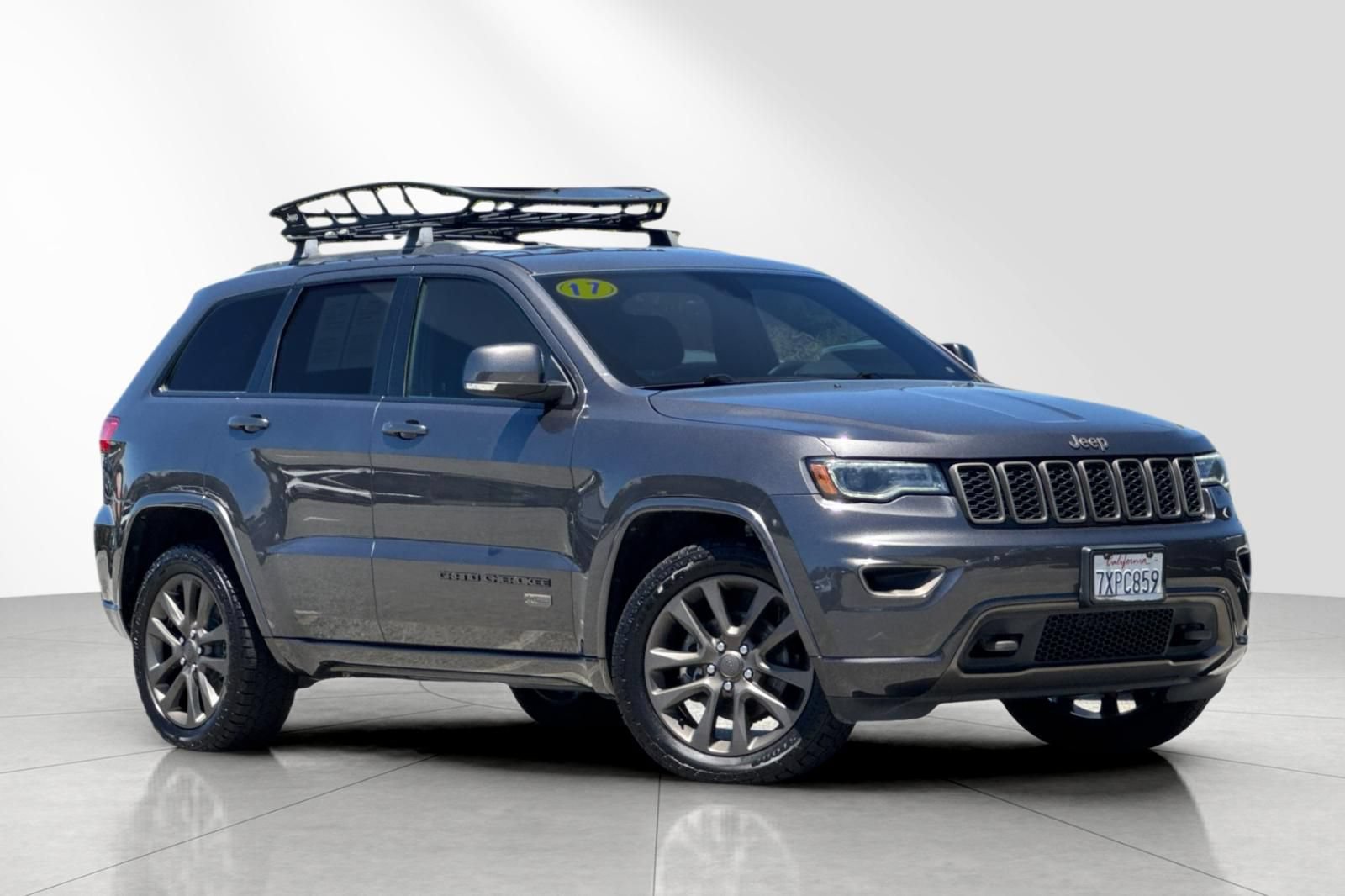 Used 2017 Jeep Grand Cherokee Limited 75th Anniversary AWD/4WD image 2