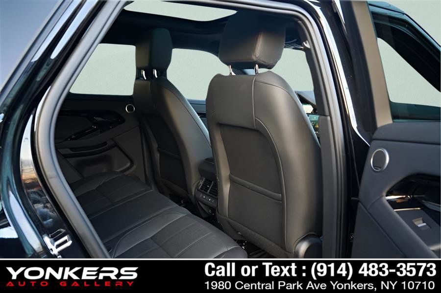 Used 2024 Land Rover Range Rover Evoque S image 57