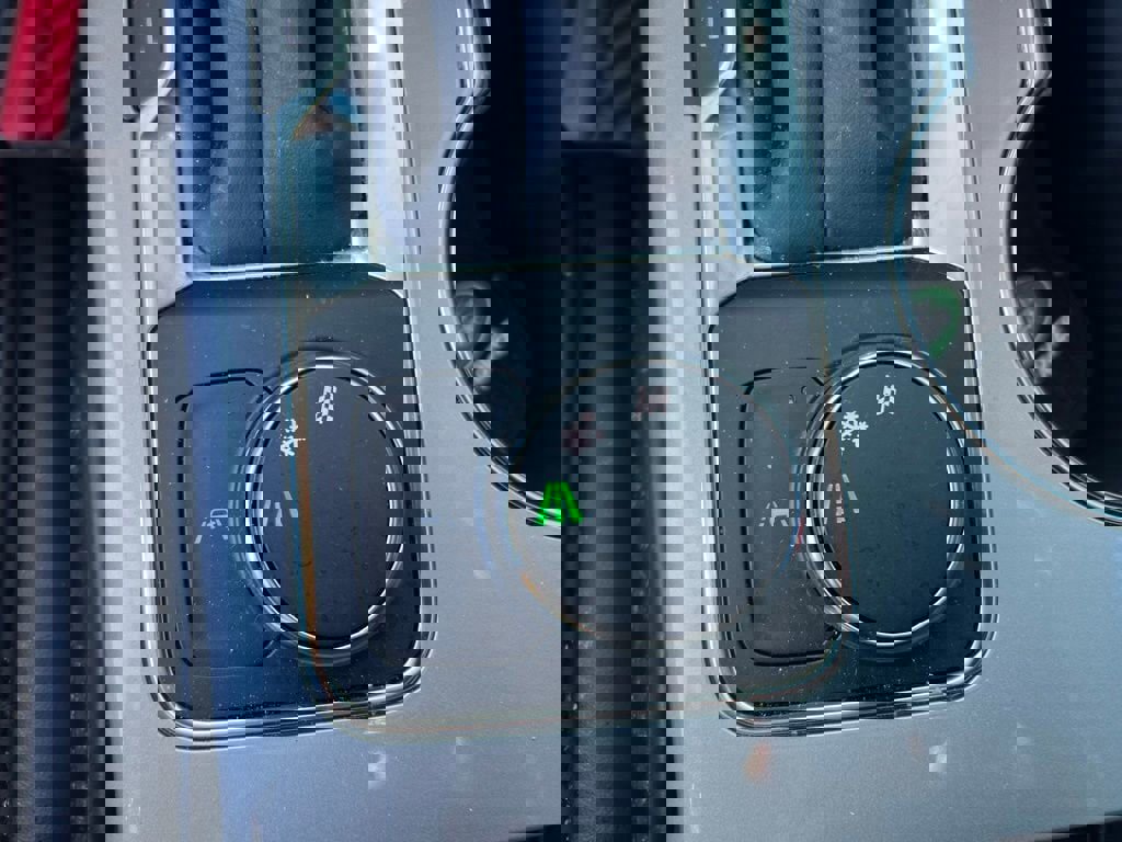 Certified 2025 Chevrolet Blazer LT image 8