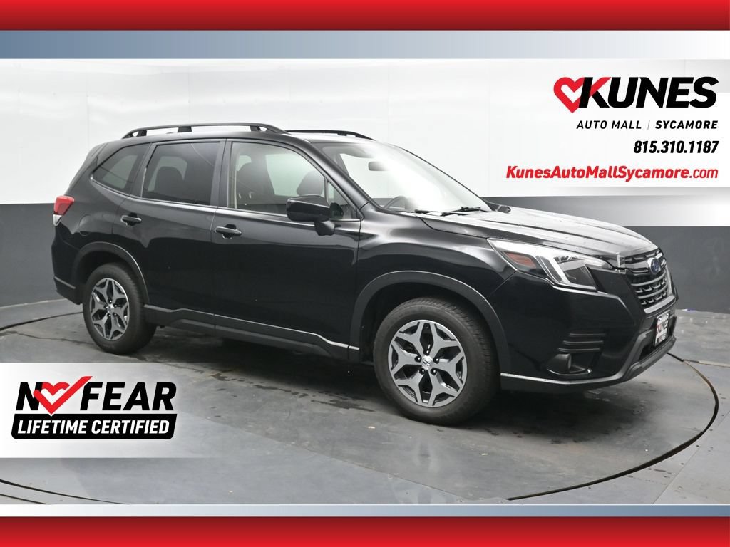 Used 2022 Subaru Forester Premium AWD/4WD image 1