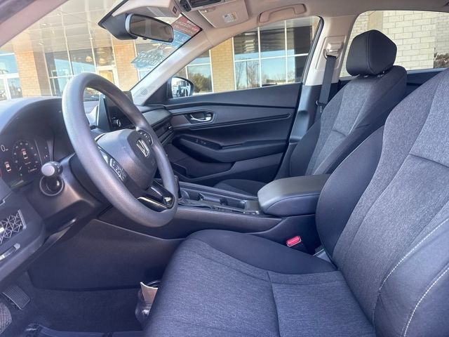 Certified 2025 Honda Accord SE image 8