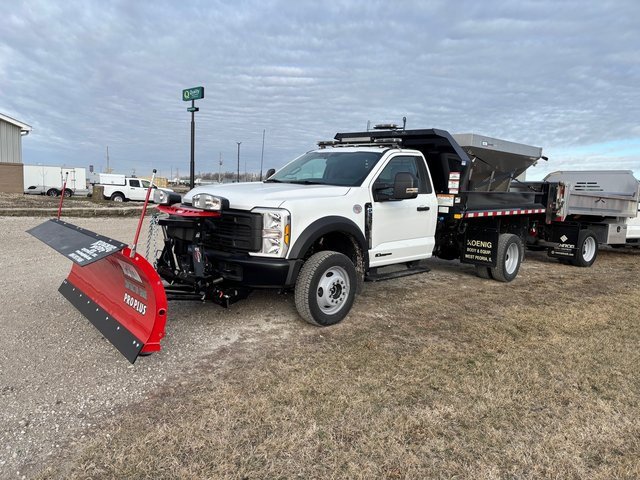 New 2026 Ford F550 4x4 Regular Cab Super Duty image 1