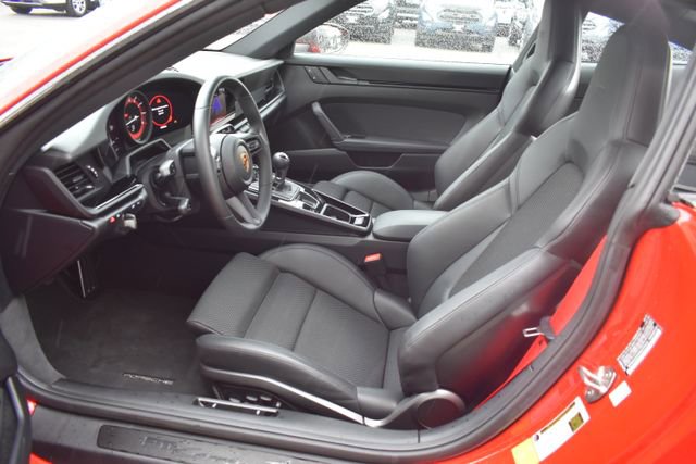Used 2024 Porsche 911 Carrera T RWD image 18