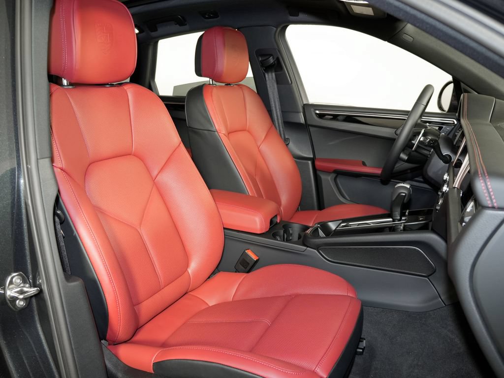New 2026 Porsche Macan S AWD/4WD image 38