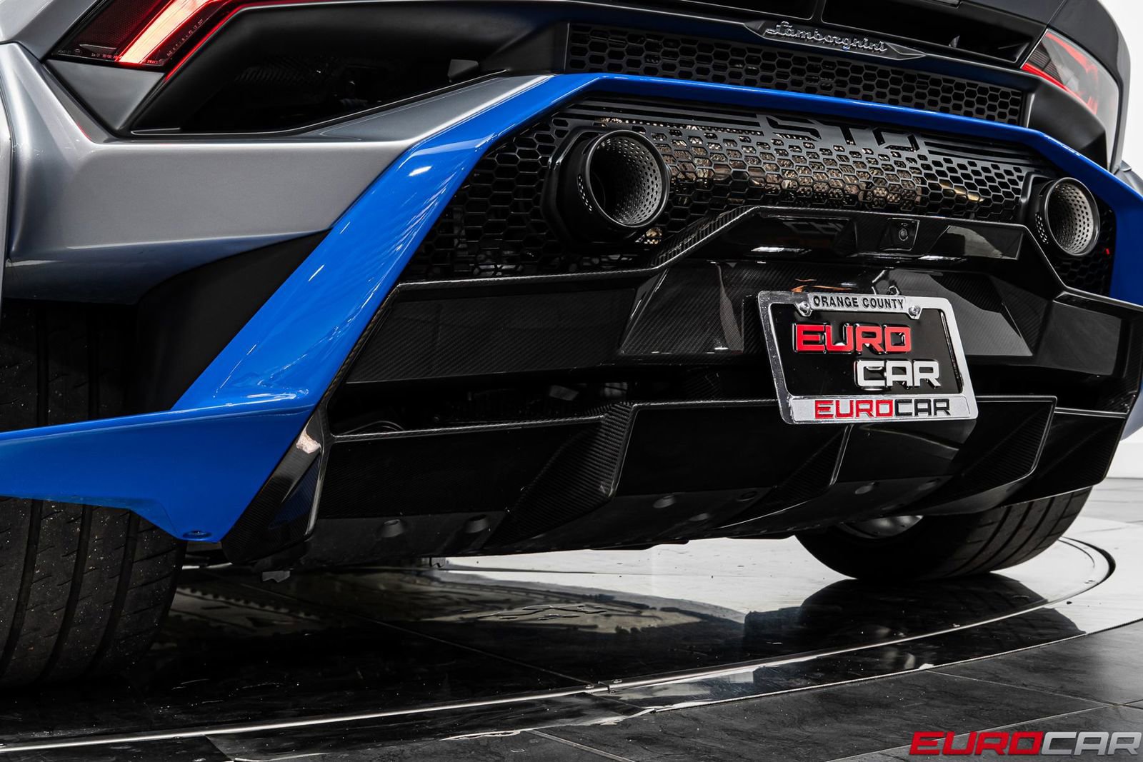 Used 2023 Lamborghini Huracan STO RWD image 26