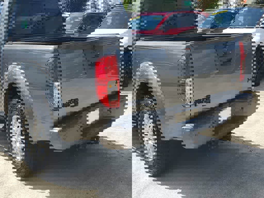 Used 2016 Nissan Frontier SV w/ SV Value Truck Package image 8