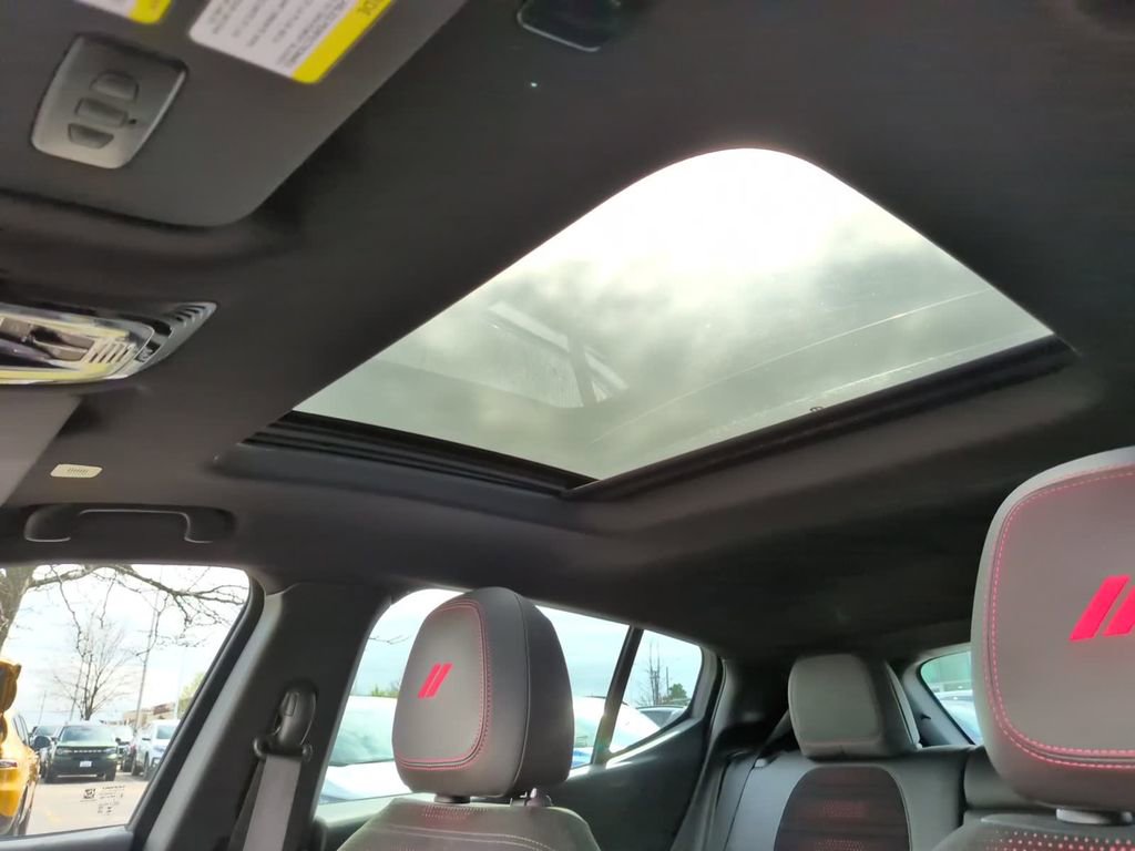 Used 2024 Dodge Hornet GT image 30