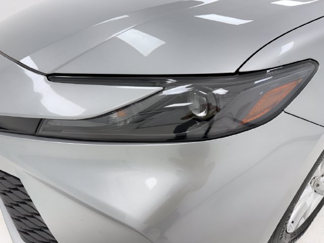Used 2026 Toyota Camry LE w/ Convenience Package FWD image 6