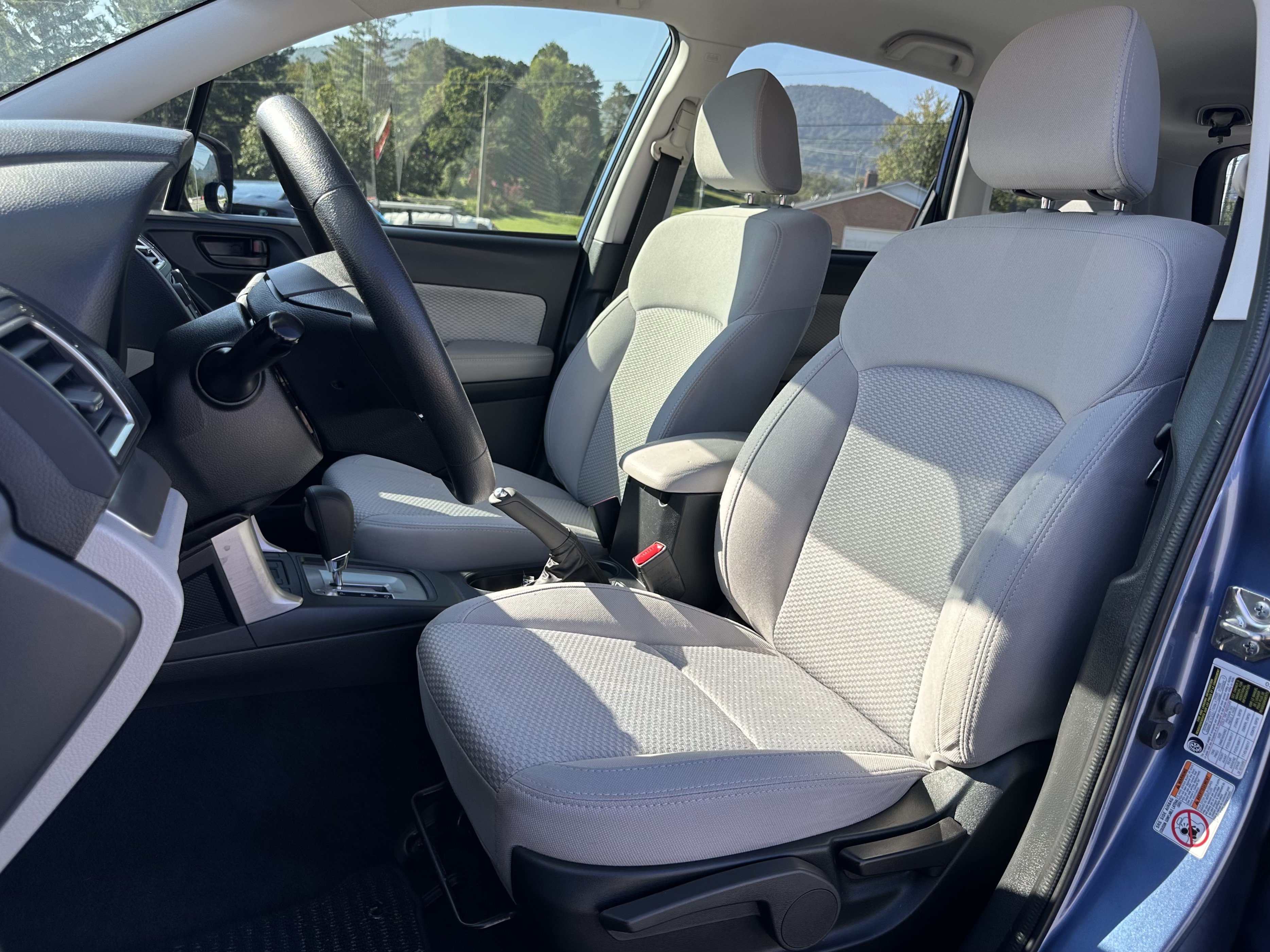Used 2018 Subaru Forester 2.5i w/ Alloy Wheel Package AWD/4WD image 9
