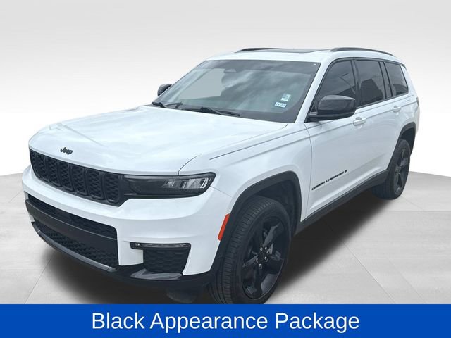 Used 2025 Jeep Grand Cherokee L Limited w/ Black Appearance Package image 4