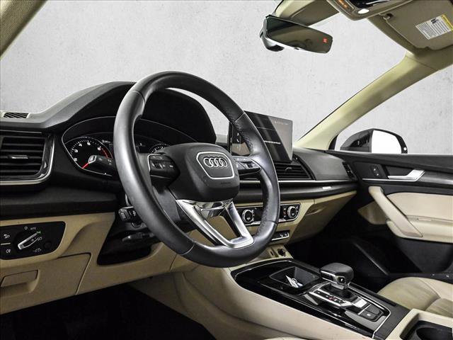 Certified 2023 Audi Q5 2.0T Premium w/ Convenience Package AWD/4WD image 10