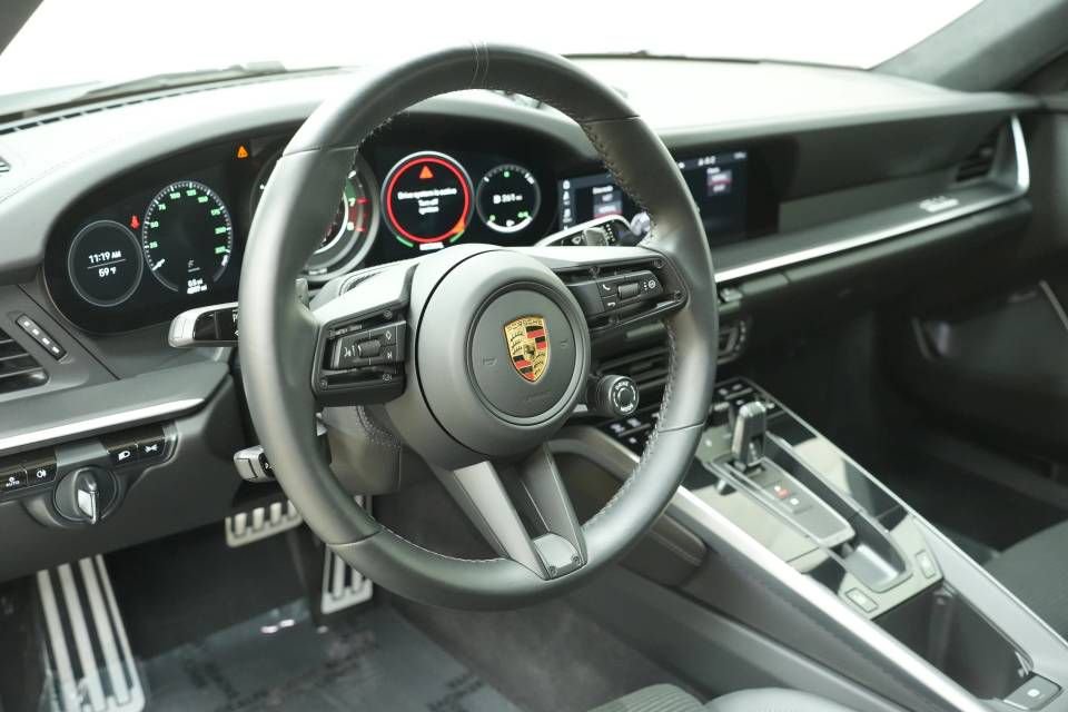 Certified 2021 Porsche 911 Turbo S AWD/4WD image 4