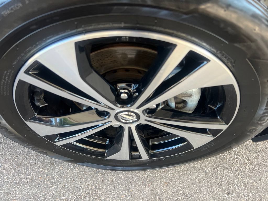 Certified 2023 Nissan Sentra SV w/ All-Weather Package FWD image 35