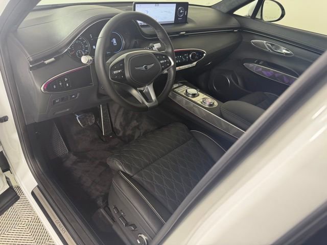 Used 2024 Genesis GV70 3.5T Sport w/ Sport Advanced Package image 10