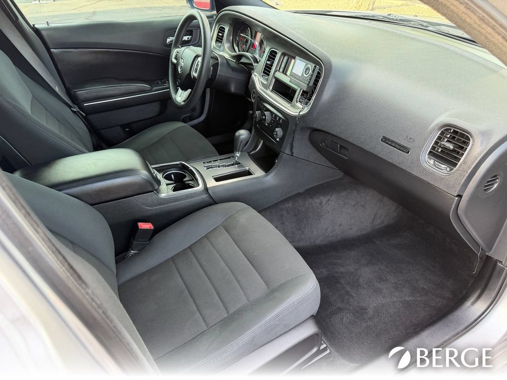 Used 2011 Dodge Charger SE RWD image 29