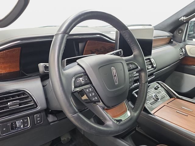 Certified 2022 Lincoln Navigator Black Label image 13