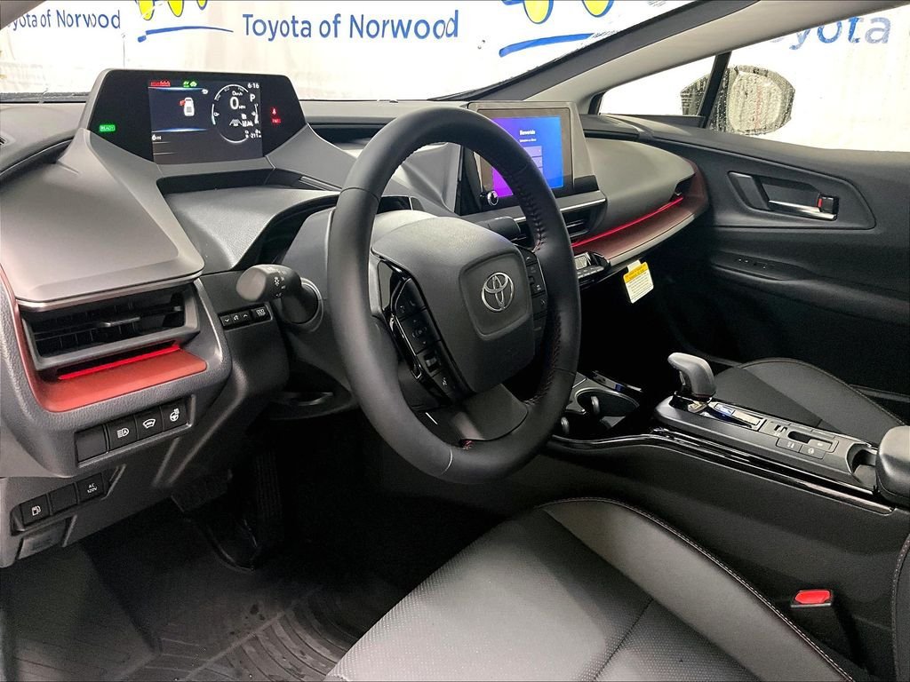 New 2026 Toyota Prius Plug-In Hybrid FWD image 9